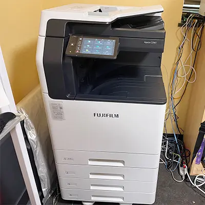 埼玉県ふじみ野市／富士フイルム 複合機 Apeos C2561-4Tを導入いたしました！