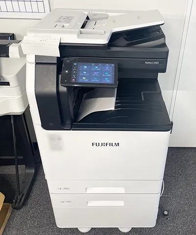 東京都江戸川区／富士フイルム複合機 Apeos C2561-2Tを導入いたしました！